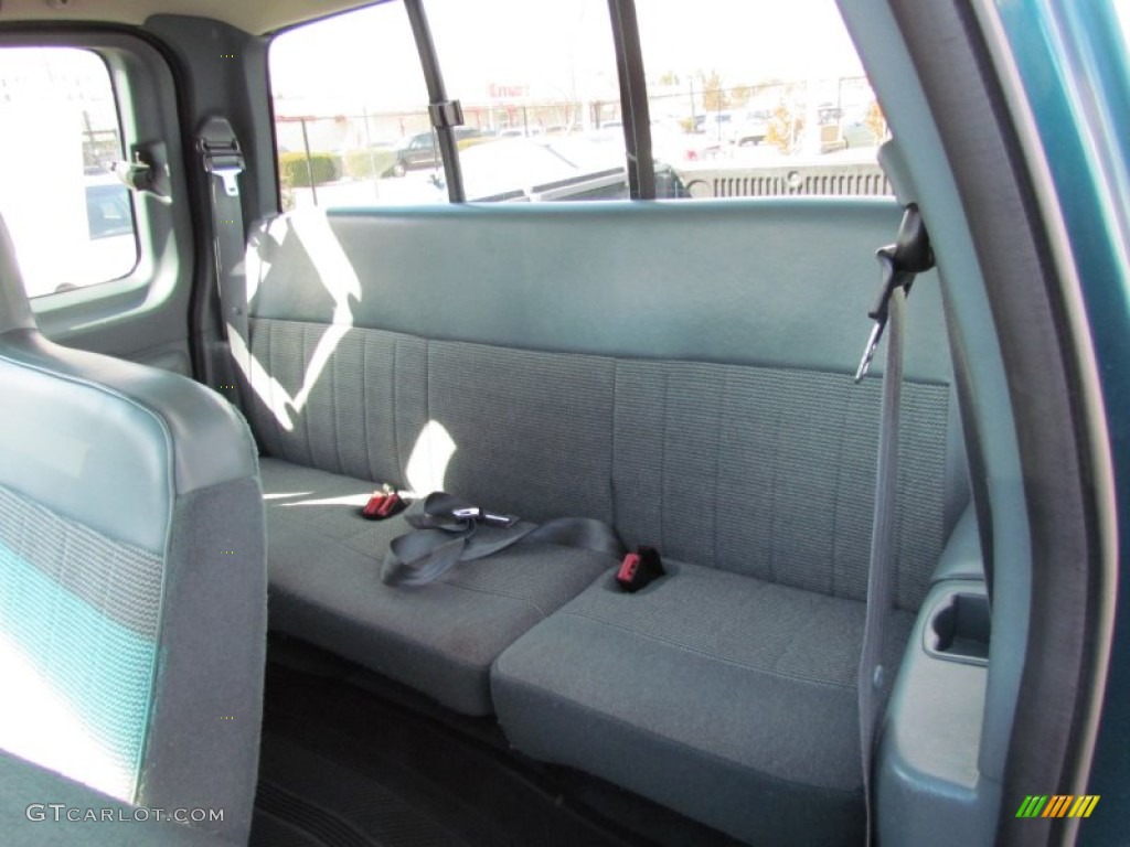 1997 Ford F150 XL Extended Cab Rear Seat Photo #61478492