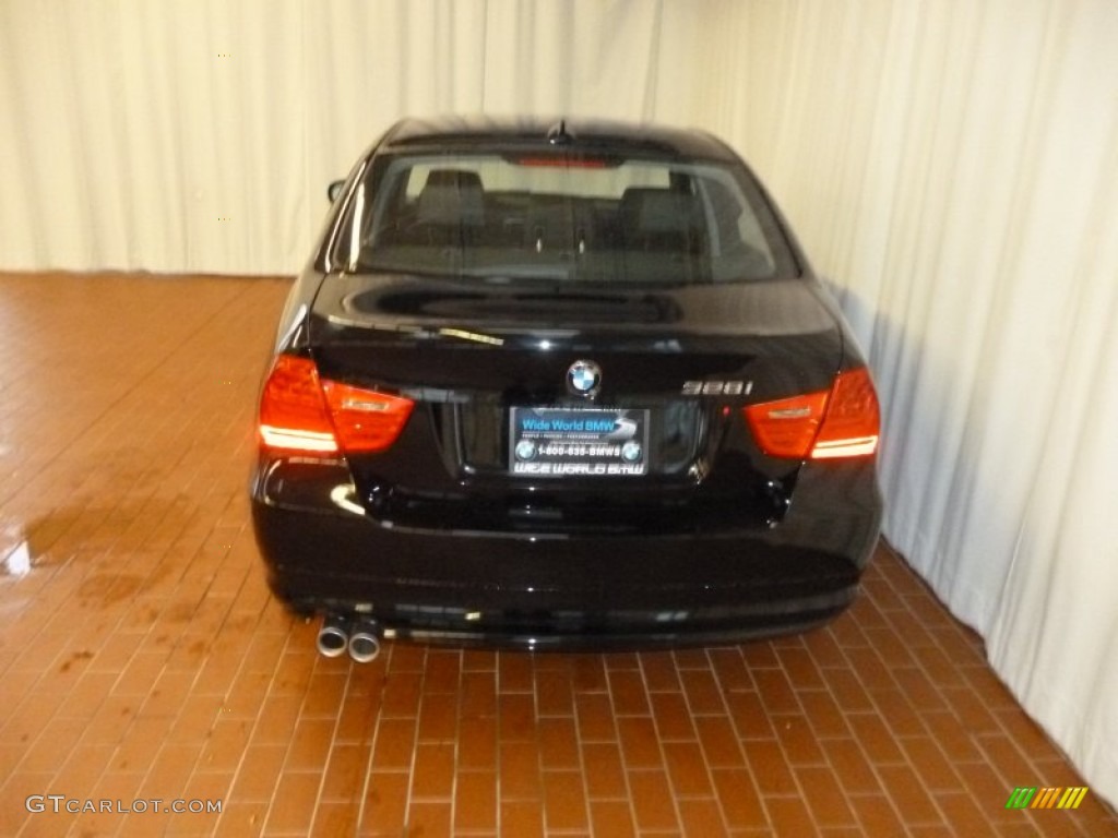 2011 3 Series 328i xDrive Sedan - Jet Black / Black photo #5