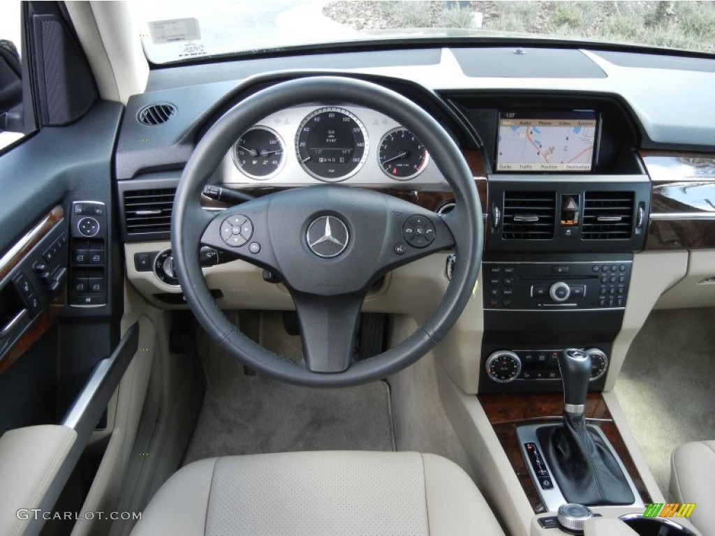 2011 Mercedes-Benz GLK 350 Almond/Black Dashboard Photo #61481625