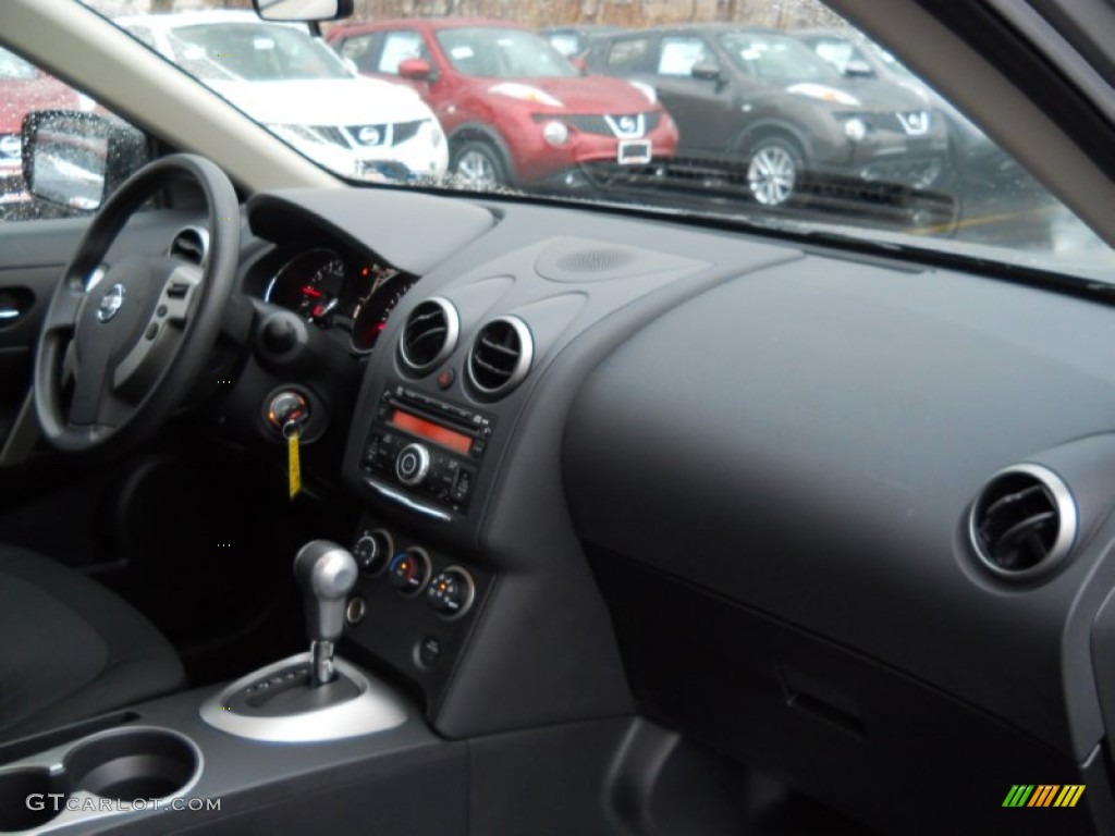 2011 Rogue S - Platinum Graphite / Black photo #22