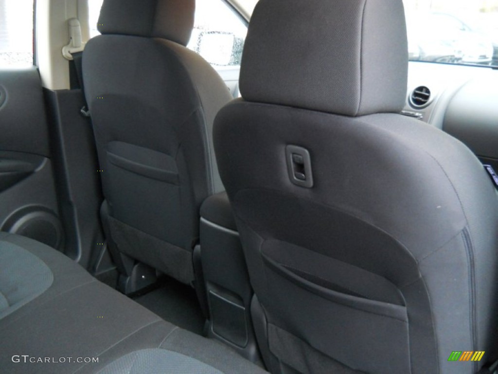 2011 Rogue S - Platinum Graphite / Black photo #25