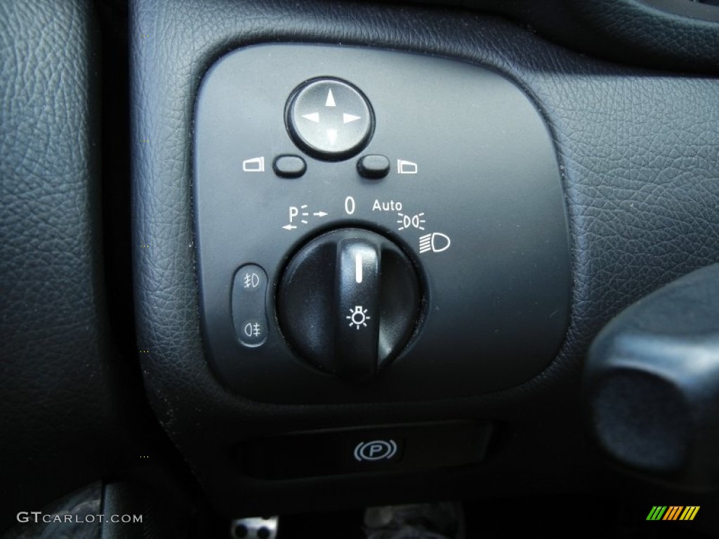 2007 Mercedes-Benz C 230 Sport Controls Photo #61482268
