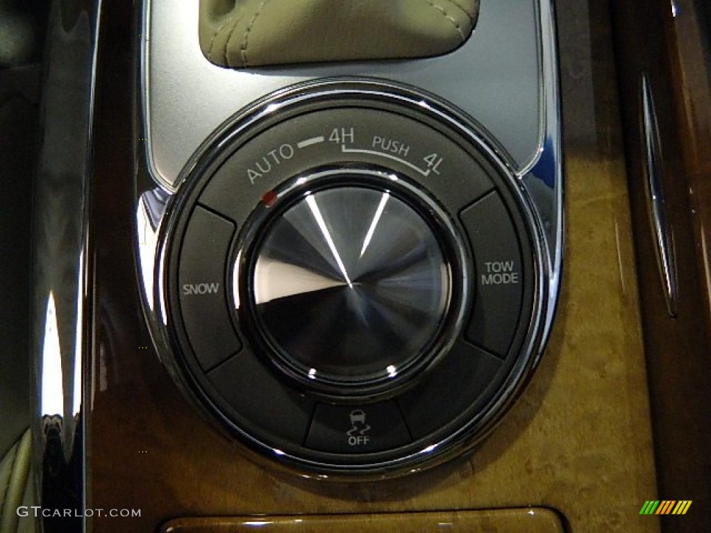 2012 Infiniti QX 56 4WD Controls Photo #61484136