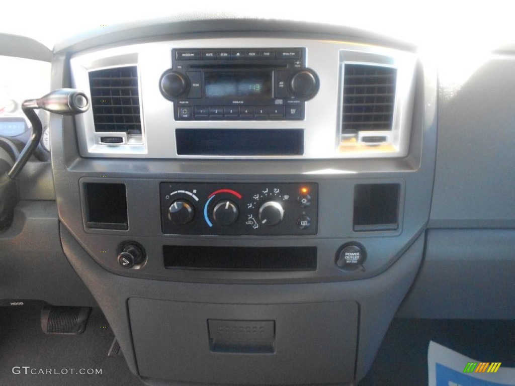 2007 Ram 1500 SLT Quad Cab - Bright Silver Metallic / Medium Slate Gray photo #16