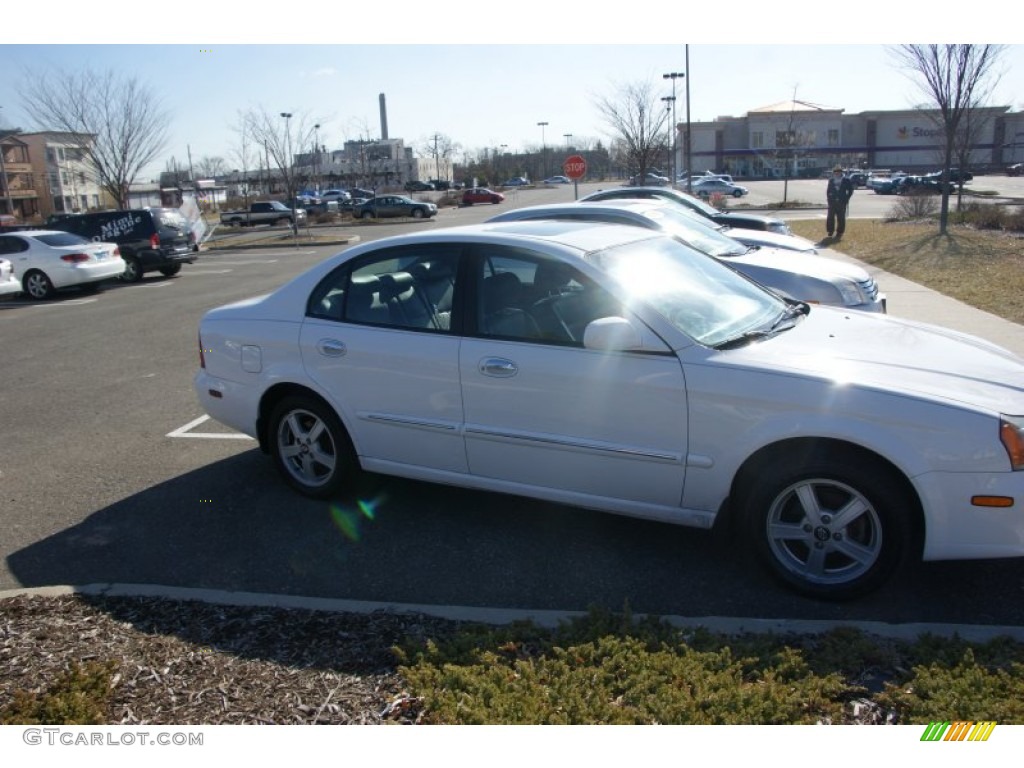 2004 Verona EX - Absolute White / Gray photo #3