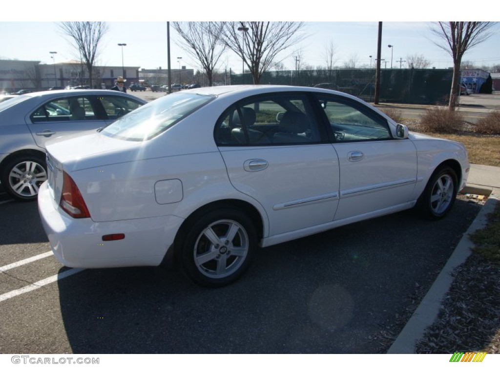 2004 Verona EX - Absolute White / Gray photo #4