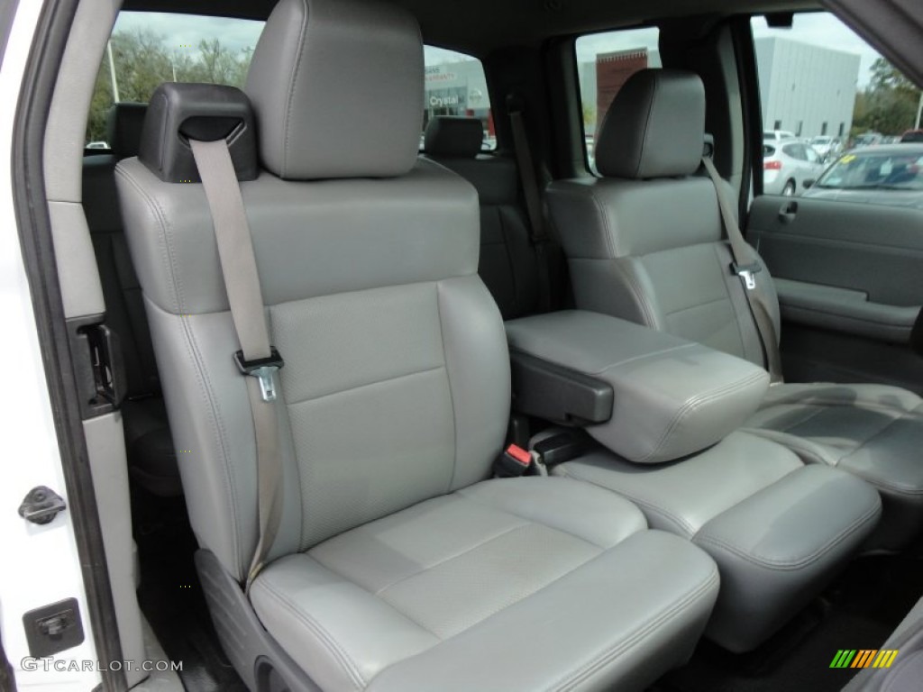 2006 Ford F150 XL SuperCab 4x4 Front Seat Photo #61488165