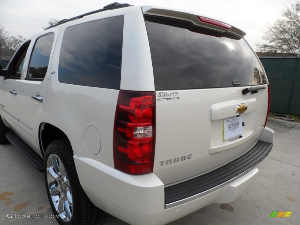 2009 Tahoe LTZ - White Diamond Tricoat / Light Cashmere photo #20