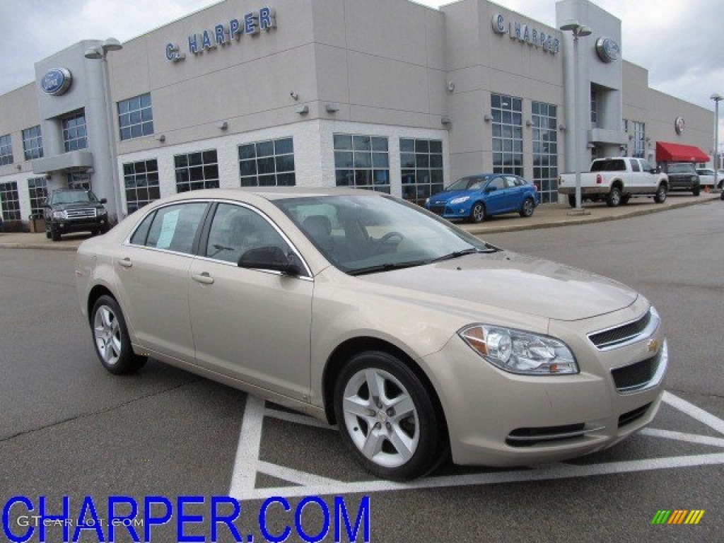 2009 Malibu LS Sedan - Gold Mist Metallic / Cocoa/Cashmere photo #1