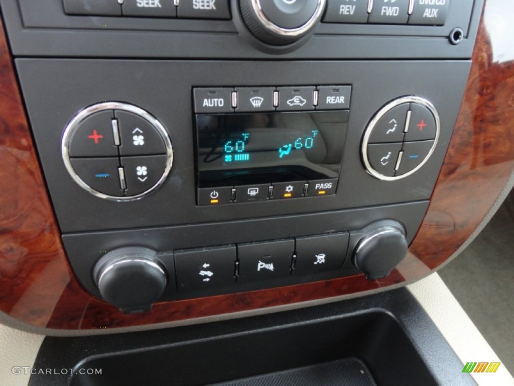 2011 Chevrolet Tahoe LT 4x4 Controls Photo #61489989