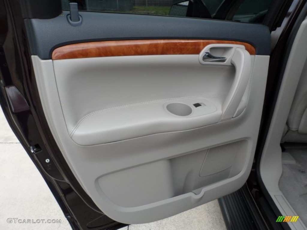 2009 Outlook XR - Garnet Red / Gray photo #28