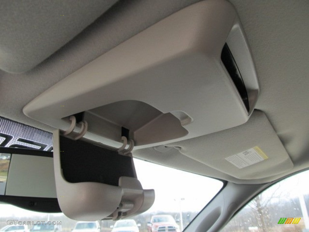 2005 F150 XLT Regular Cab 4x4 - Medium Wedgewood Blue Metallic / Medium Flint Grey photo #15