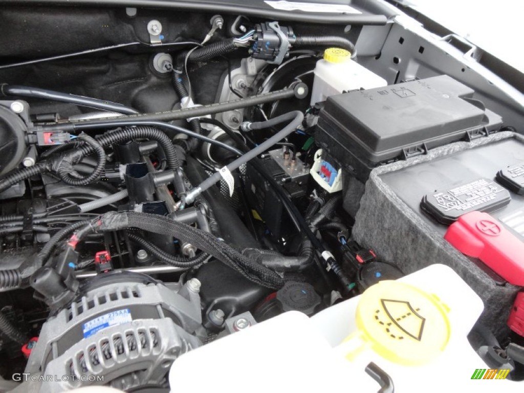 2011 Dodge Nitro Heat 3.7 Liter SOHC 12-Valve V6 Engine Photo #61490652