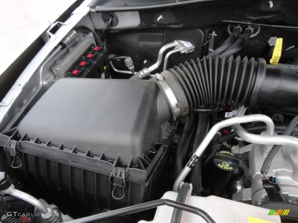 2011 Dodge Nitro Heat 3.7 Liter SOHC 12-Valve V6 Engine Photo #61490660