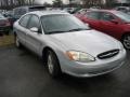 Silver Frost Metallic 2002 Ford Taurus SEL