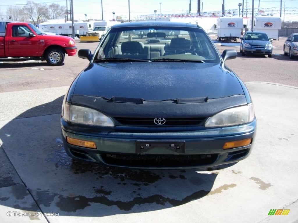 1996 Camry LE Sedan - Dark Emerald Green Metallic / Beige photo #8
