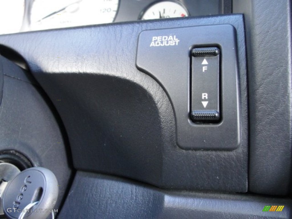 2003 Grand Cherokee Overland 4x4 - Onyx Green Pearlcoat / Dark Slate Gray/Light Slate Gray photo #17