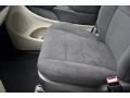 Bright Silver Metallic - Grand Caravan Mainstreet Photo No. 29