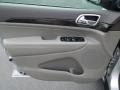 Bright Silver Metallic - Grand Cherokee Laredo Photo No. 8