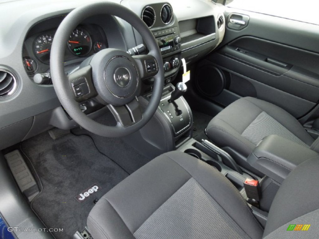 Dark Slate Gray/Light Pebble Beige Interior 2012 Jeep Compass Sport Photo #61503550
