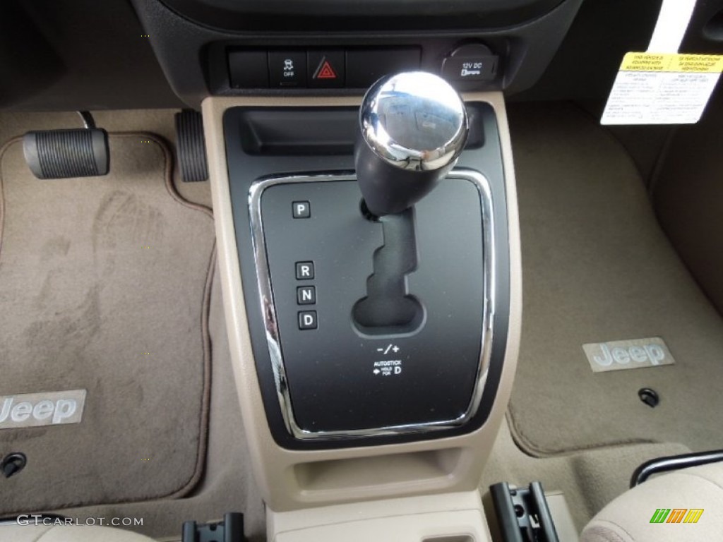 2012 Jeep Compass Sport CVT II Automatic Transmission Photo #61503631