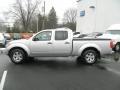 Radiant Silver Metallic - Frontier SE Crew Cab 4x4 Photo No. 2