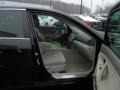 Black - Camry LE Photo No. 18