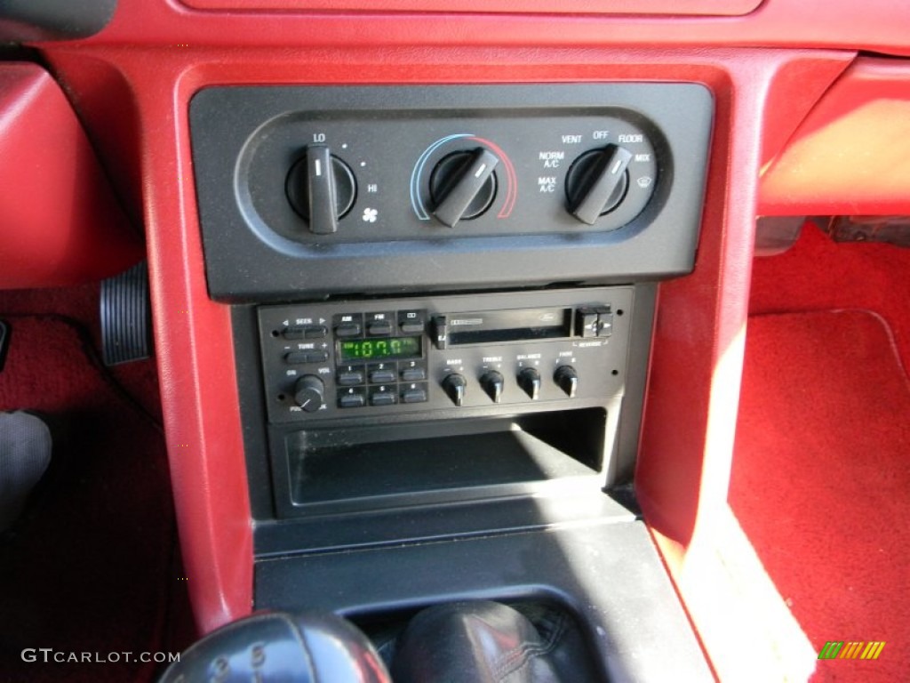 1990 Ford Mustang GT Convertible Controls Photos