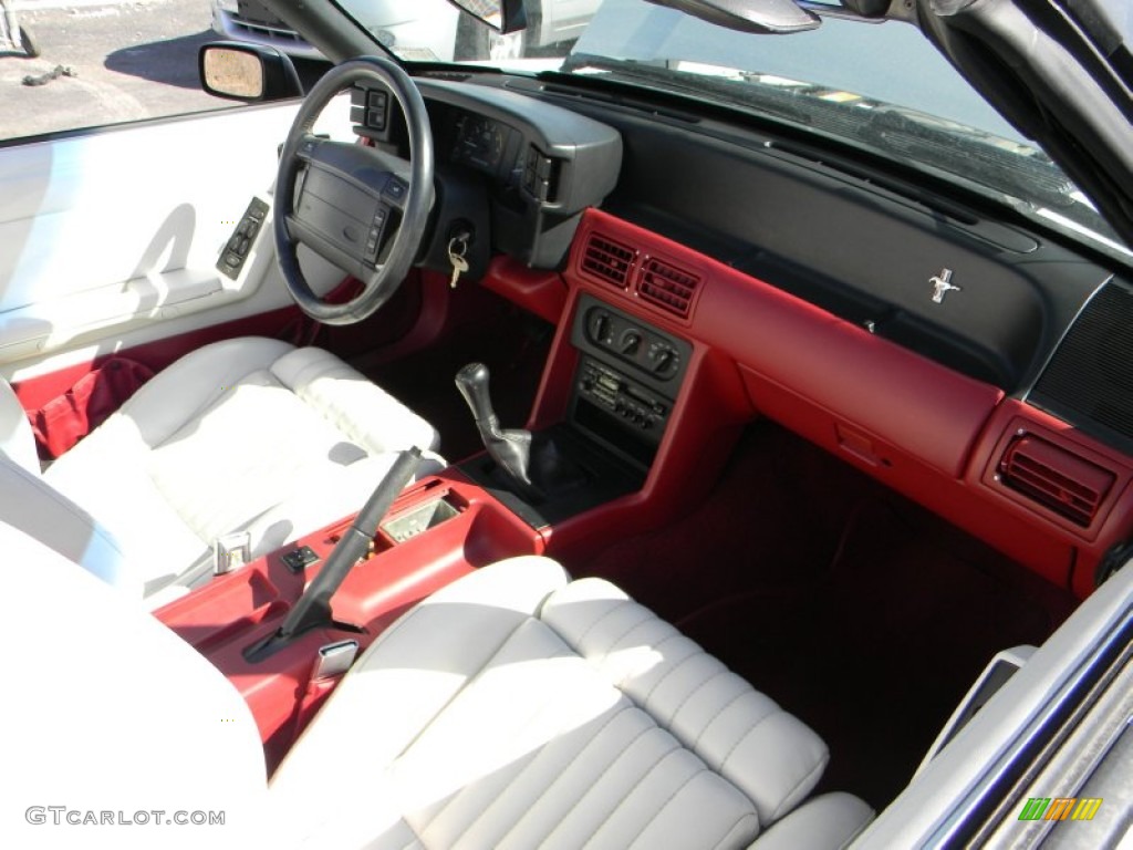 1990 Ford Mustang GT Convertible Dashboard Photos