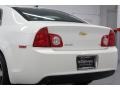 White - Malibu LT Sedan Photo No. 17