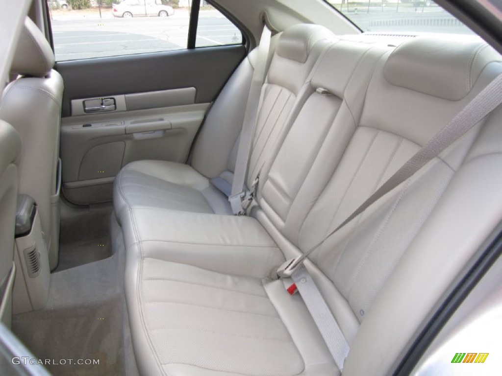 2004 Lincoln LS V8 Rear Seat Photo #61507003