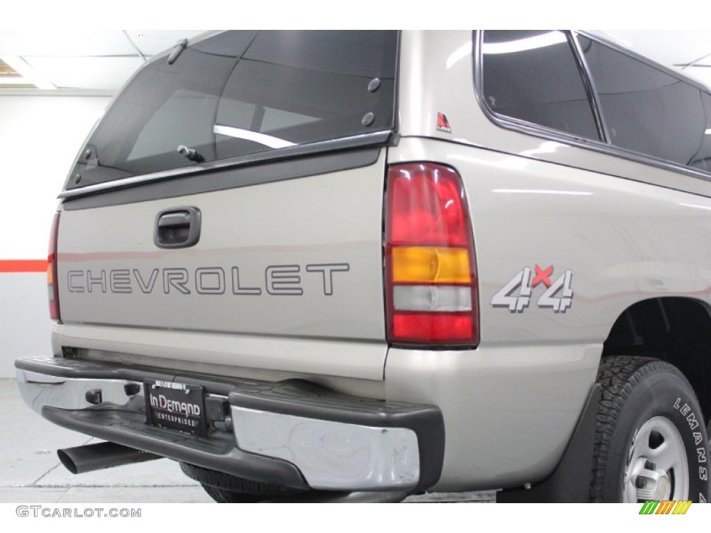 2002 Silverado 1500 LS Regular Cab 4x4 - Light Pewter Metallic / Graphite Gray photo #23