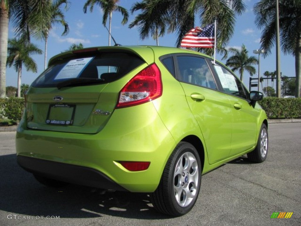 2011 Fiesta SES Hatchback - Lime Squeeze Metallic / Charcoal Black/Blue Cloth photo #7