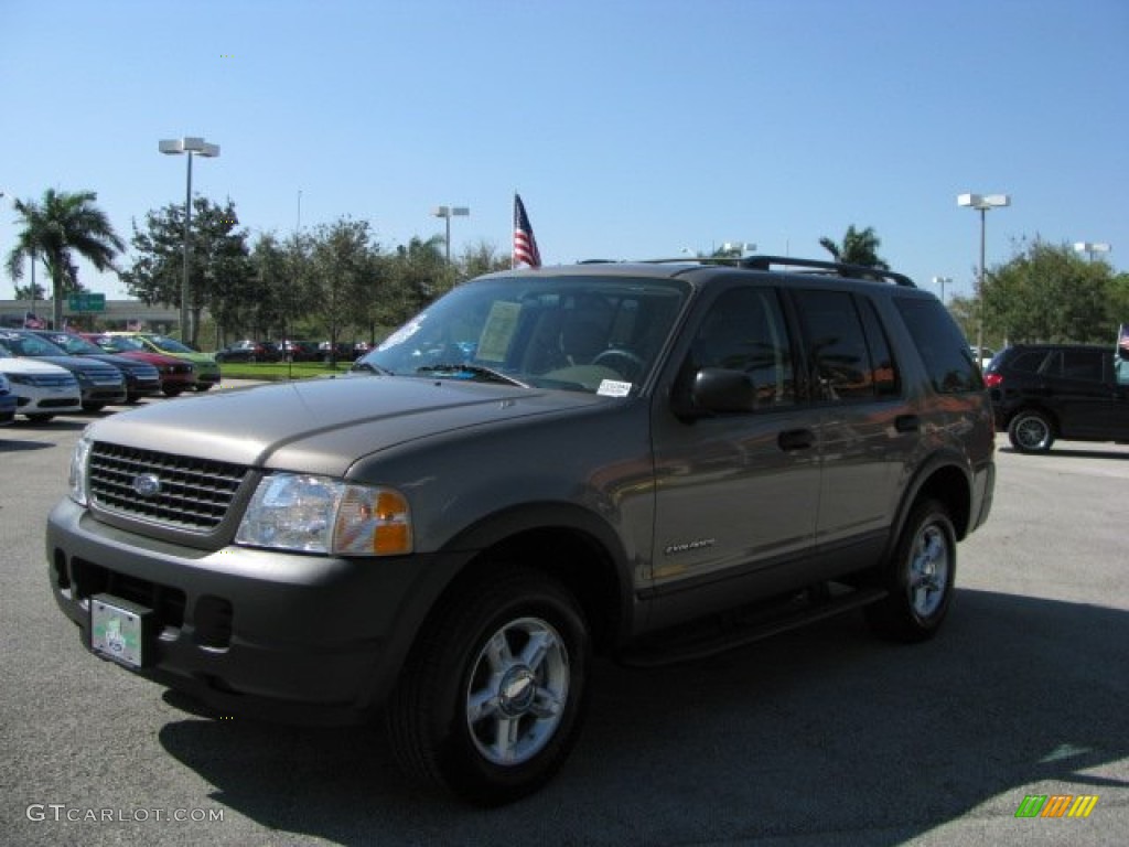 2004 Explorer XLS - Mineral Grey Metallic / Medium Parchment photo #12