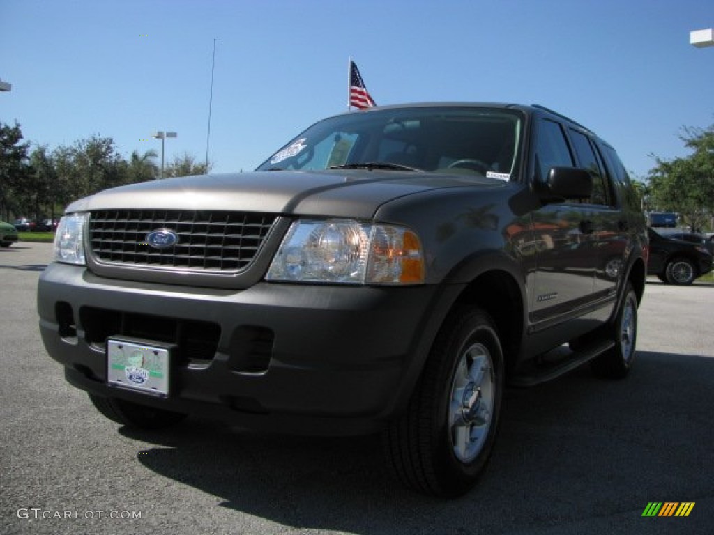 2004 Explorer XLS - Mineral Grey Metallic / Medium Parchment photo #13