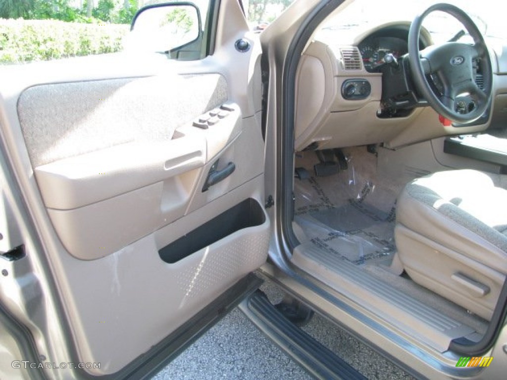 2004 Explorer XLS - Mineral Grey Metallic / Medium Parchment photo #15
