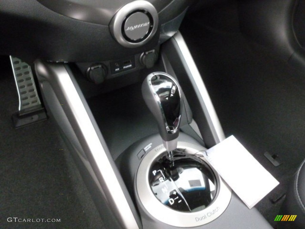 2012 Hyundai Veloster Standard Veloster Model 6 Speed EcoShift Dual Clutch Automatic Transmission Photo #61512448