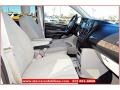 Stone White - Grand Caravan Mainstreet Photo No. 26