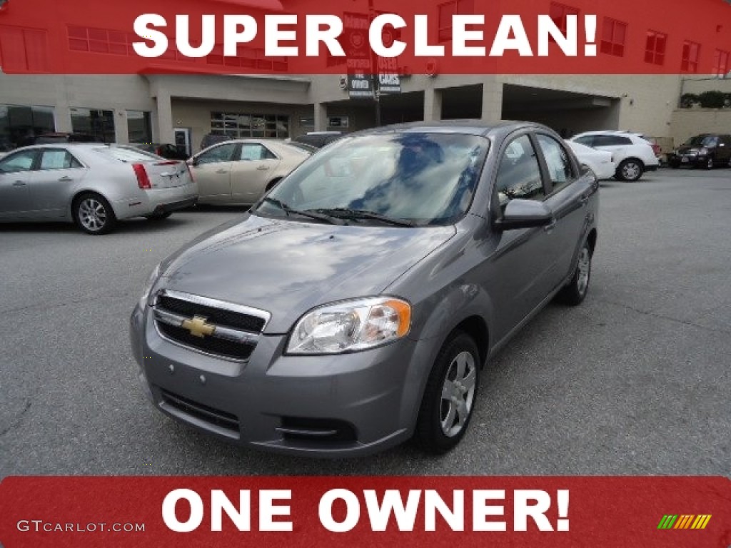 2010 Aveo LT Sedan - Medium Gray / Charcoal photo #1