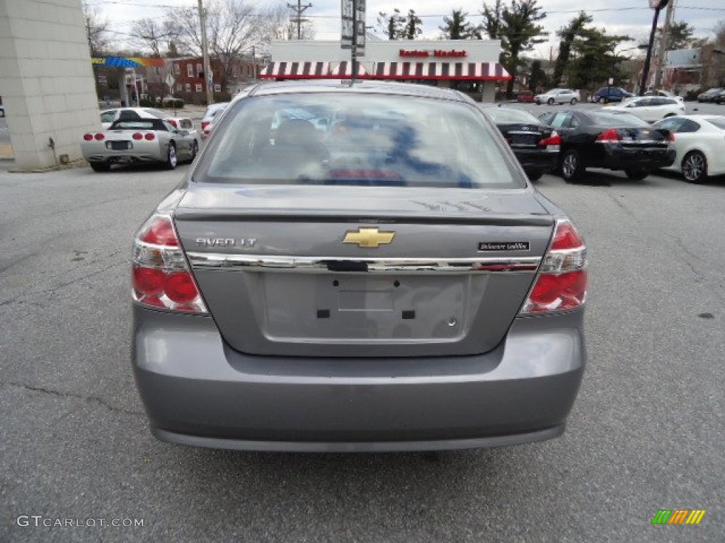 2010 Aveo LT Sedan - Medium Gray / Charcoal photo #5