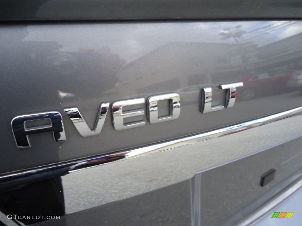 2010 Aveo LT Sedan - Medium Gray / Charcoal photo #11