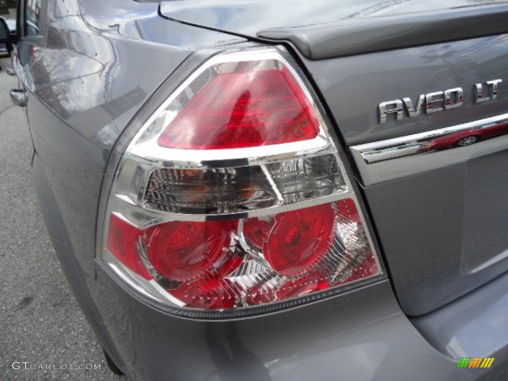 2010 Aveo LT Sedan - Medium Gray / Charcoal photo #12