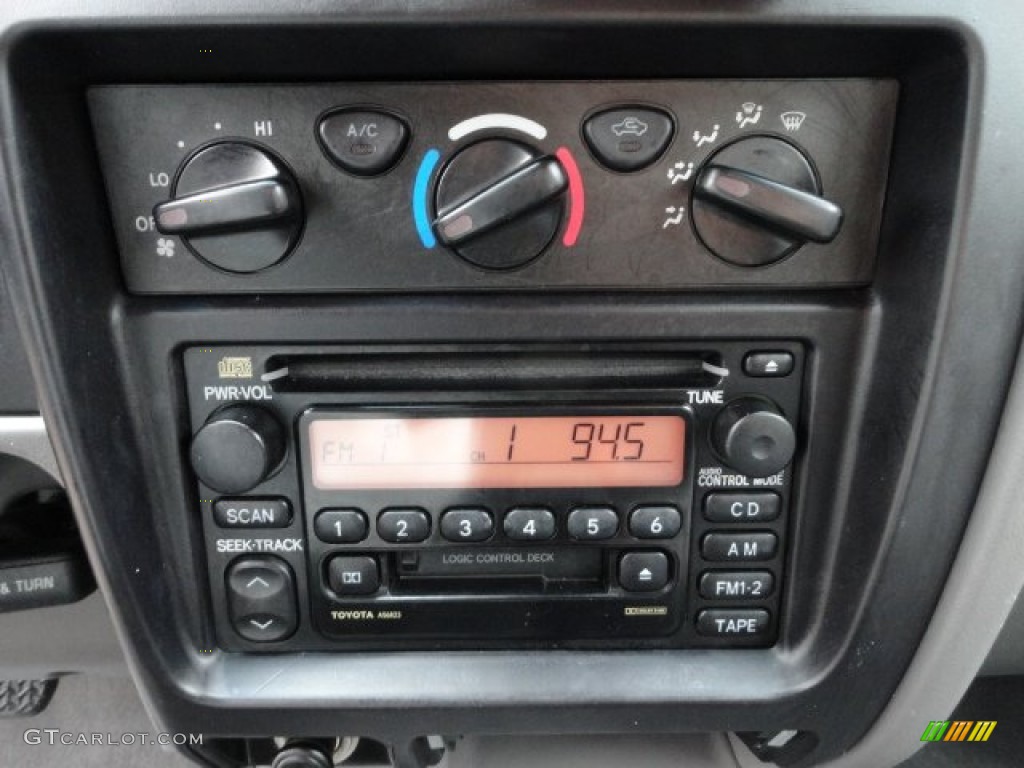 2003 Tacoma V6 TRD PreRunner Double Cab - Black Sand Pearl / Charcoal photo #18
