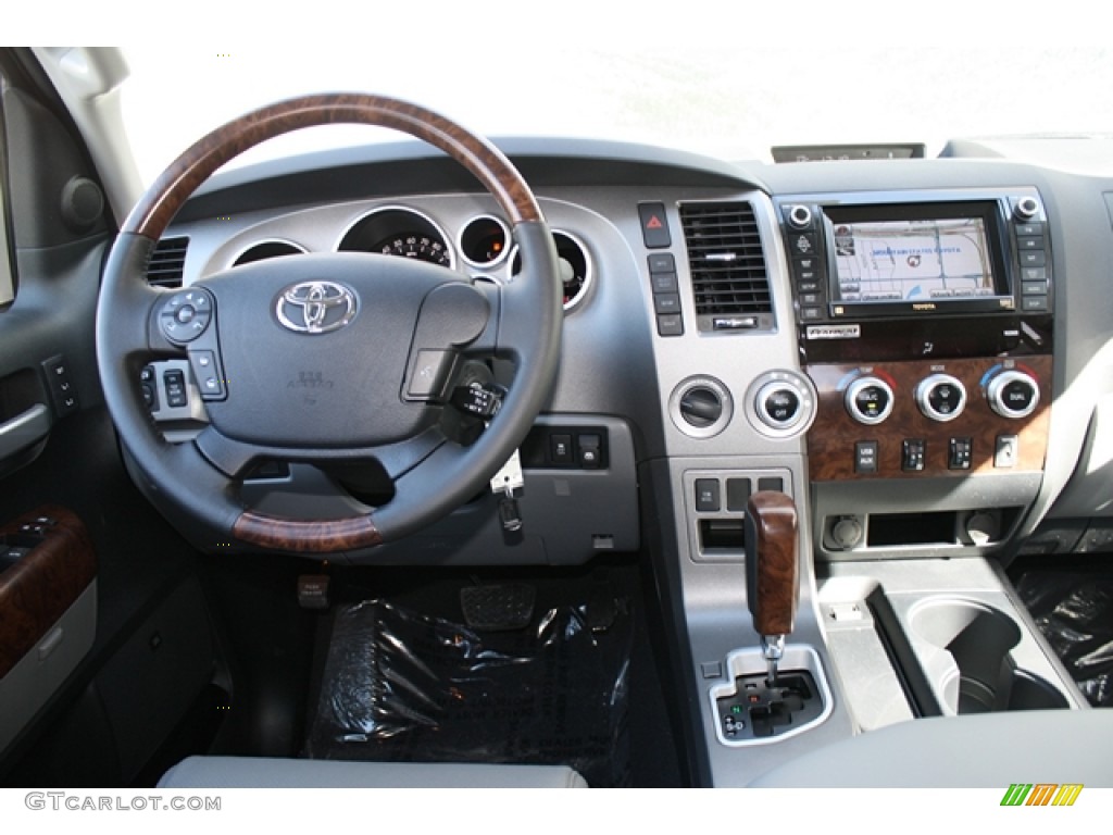 2012 Tundra Platinum CrewMax 4x4 - Super White / Graphite photo #10