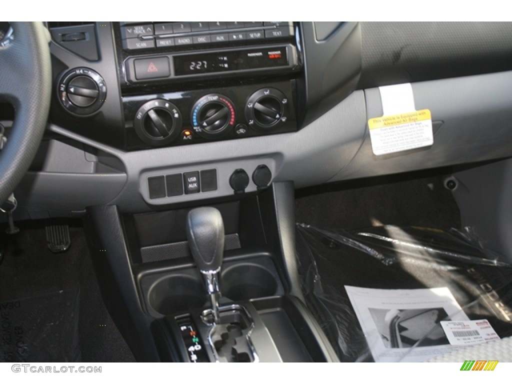 2012 Tacoma V6 Double Cab 4x4 - Super White / Graphite photo #13