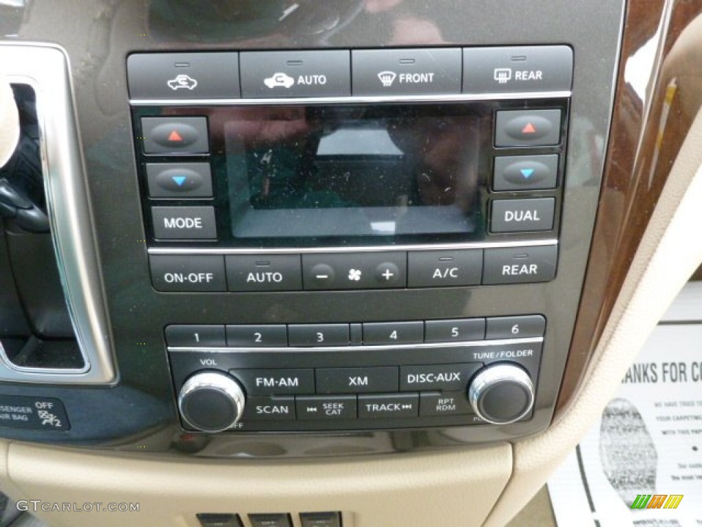 2012 Nissan Quest 3.5 LE Controls Photo #61526554