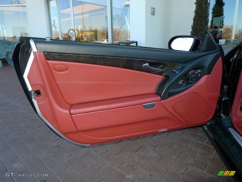 2005 Mercedes-Benz SL 500 Roadster Berry Red/Charcoal Door Panel Photo #61528018