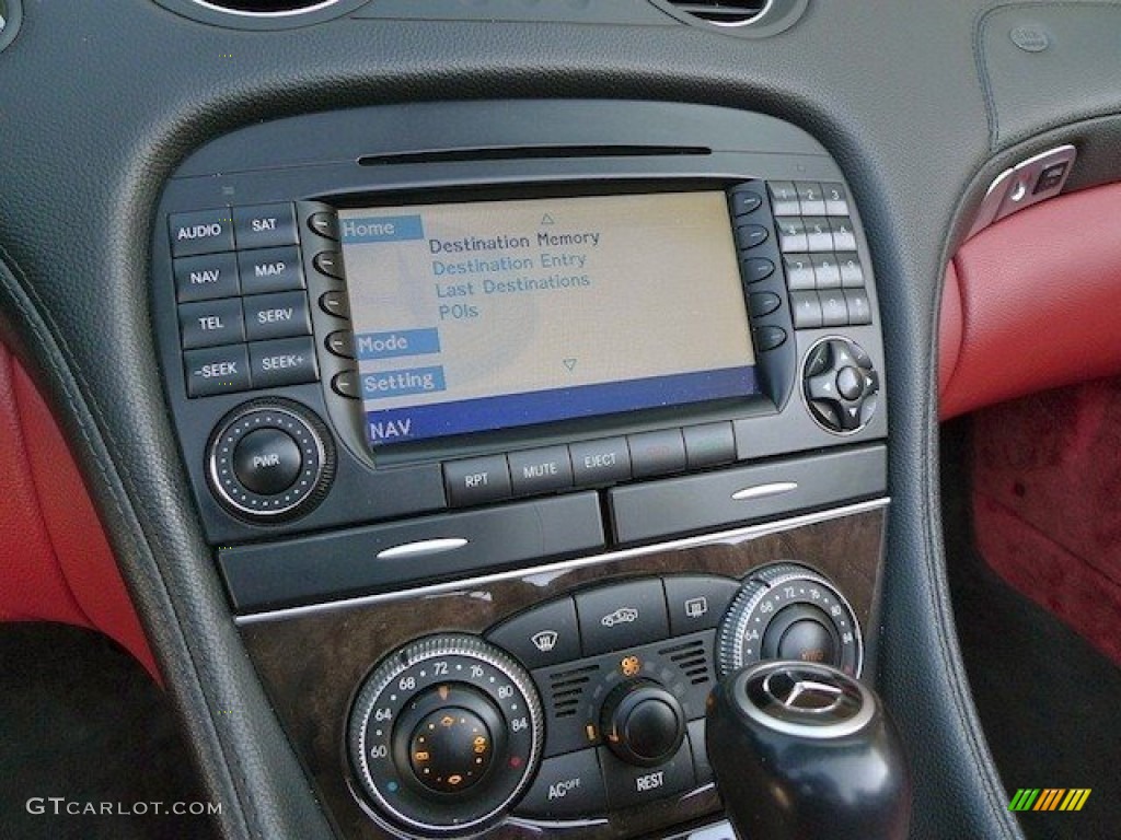 2005 Mercedes-Benz SL 500 Roadster Controls Photo #61528123