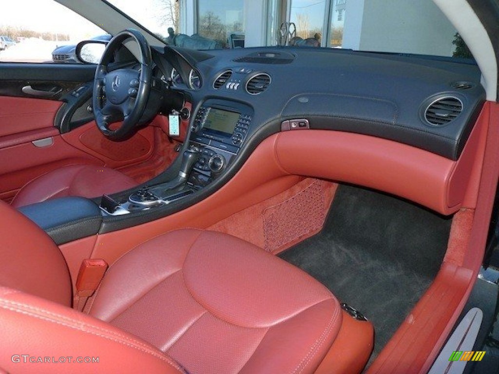 2005 Mercedes-Benz SL 500 Roadster Berry Red/Charcoal Dashboard Photo #61528159