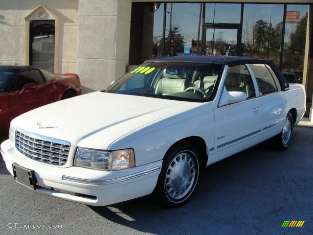 1998 DeVille Sedan - White / Cappuccino Cream photo #1